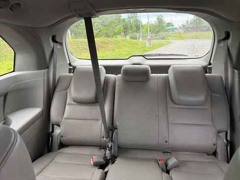 Used 2017 Honda Odyssey EX-L image 18