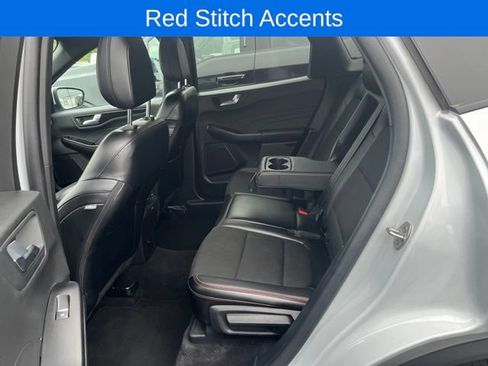 Used 2025 Ford Escape ST-Line Select AWD/4WD image 9