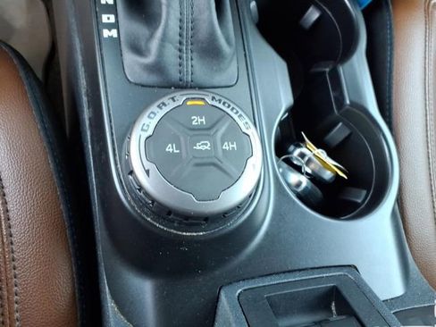 Used 2023 Ford Bronco Outer Banks AWD/4WD image 29