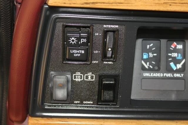 Used 1989 Jeep Grand Wagoneer AWD/4WD image 74