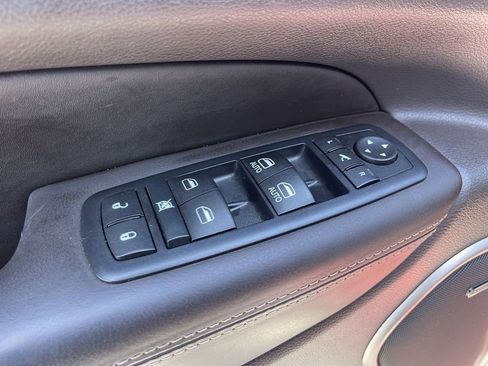 Used 2015 Jeep Grand Cherokee Summit image 22