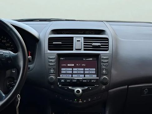 Used 2004 Honda Accord EX image 26