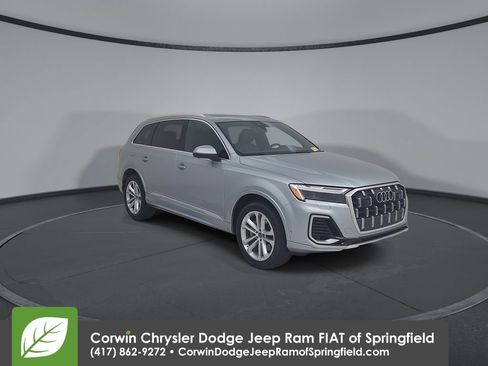 Used 2025 Audi Q7 3.0T Premium Plus image 3