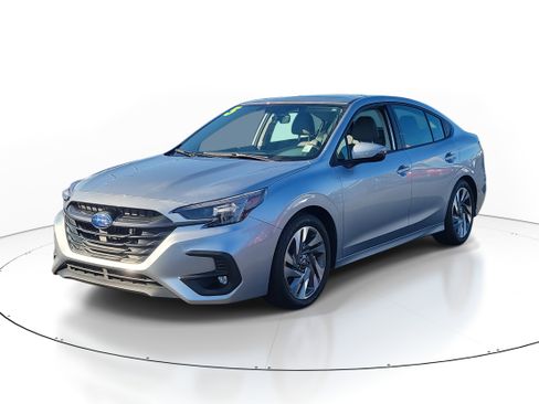 Certified 2025 Subaru Legacy Limited image 2