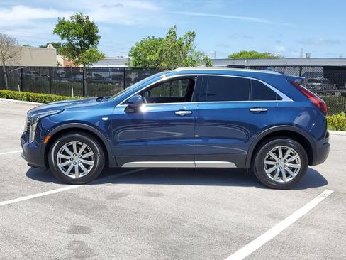 Used 2019 Cadillac XT4 Premium Luxury w/ Driver Awareness Package FWD image 4
