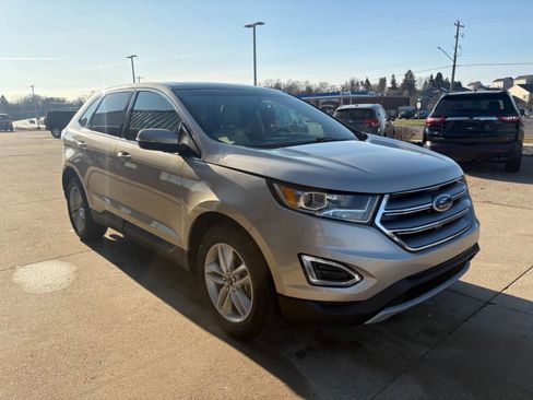 Used 2018 Ford Edge SEL w/ Equipment Group 201A image 17