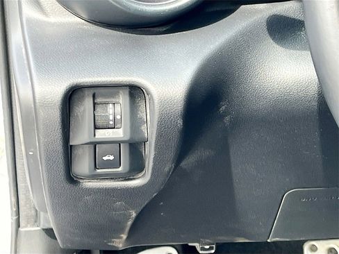 Used 2025 Toyota GR86 Premium w/ ALL Weather Mat Package (TMS) image 10