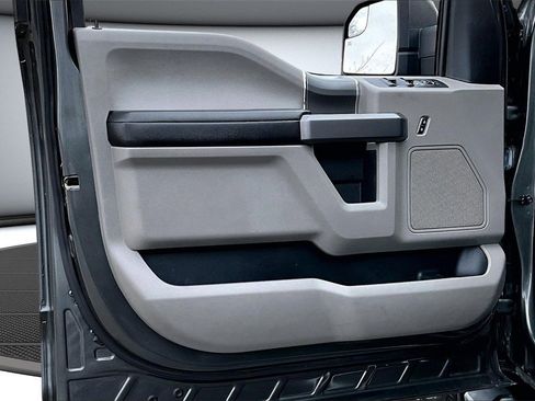 Used 2020 Ford F150 XLT w/ Equipment Group 302A Luxury image 19