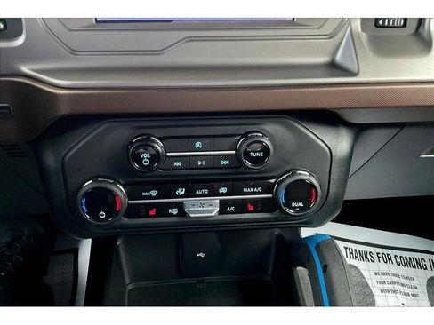 Used 2023 Ford Bronco Outer Banks image 33