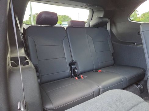 Used 2025 Buick Enclave Preferred w/ Super Cruise Package FWD image 20