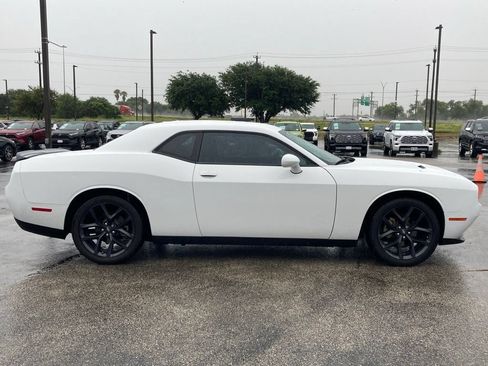 Used 2021 Dodge Challenger SXT w/ Blacktop Package RWD image 4