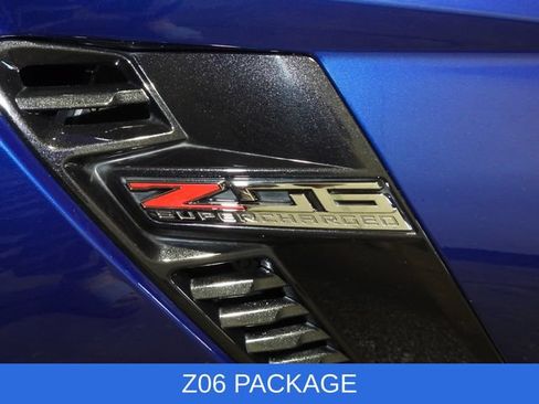 Certified 2018 Chevrolet Corvette Z06 RWD image 2