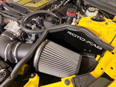 Used 2018 Chevrolet Camaro ZL1 RWD image 31