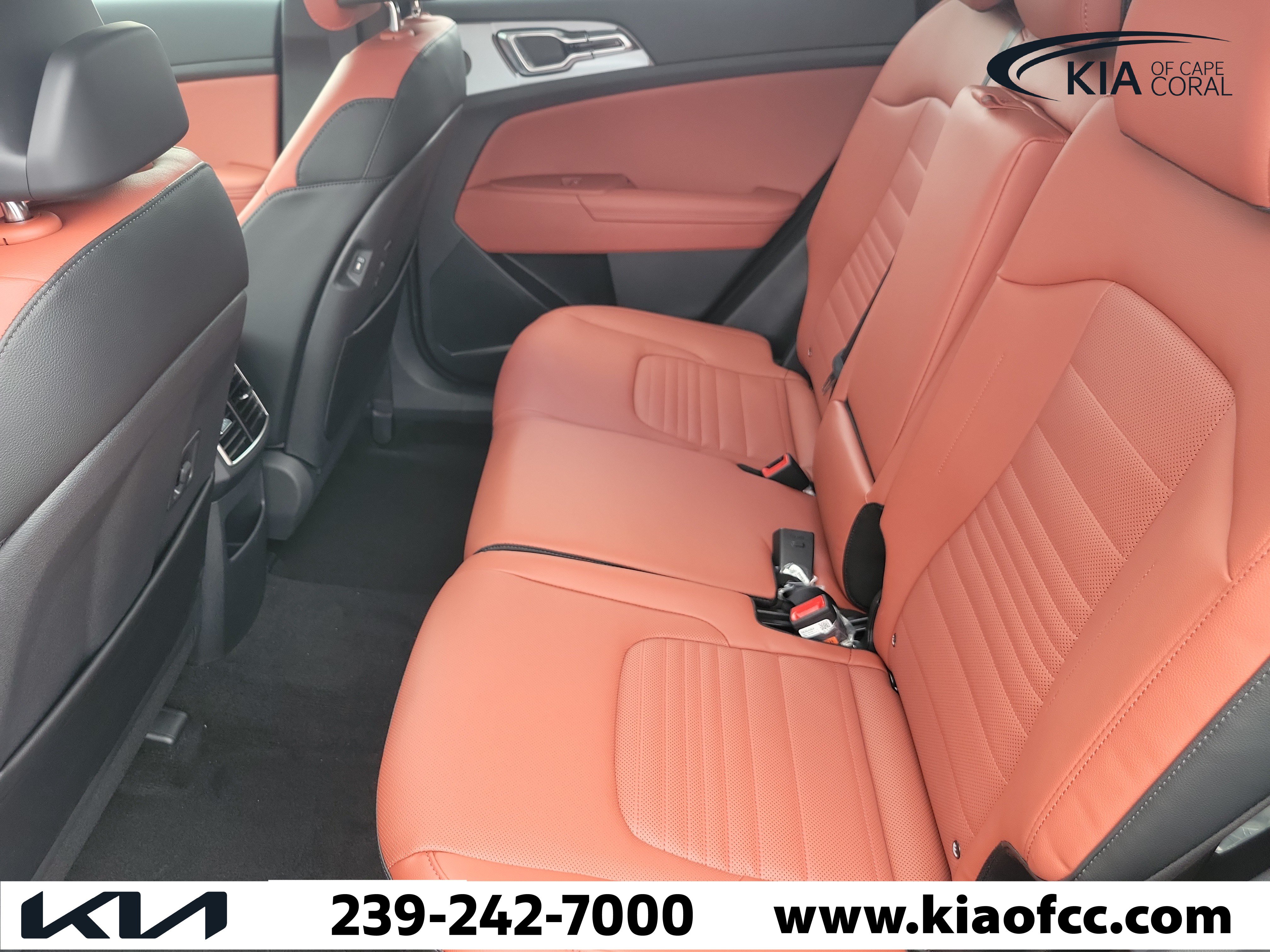 New 2027 Kia Sportage SX FWD image 13