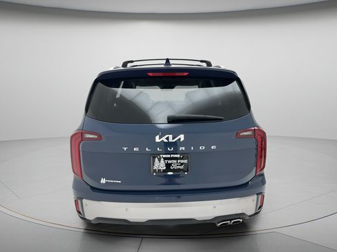 Used 2025 Kia Telluride S AWD/4WD image 7