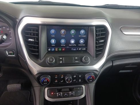 Used 2023 GMC Acadia SLT image 16