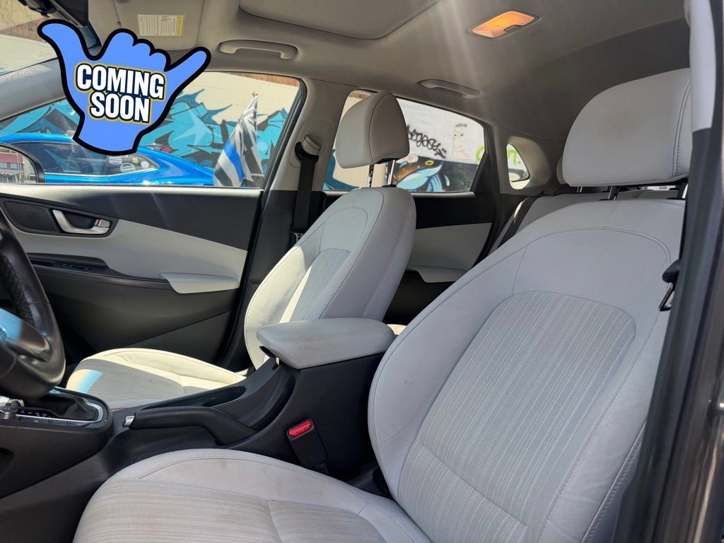 Used 2022 Hyundai Kona SEL w/ Convenience Package FWD image 14