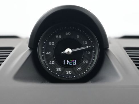 Certified 2024 Porsche 911 Carrera S RWD image 10
