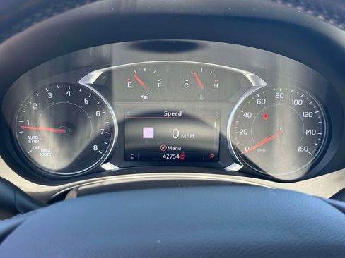 Used 2022 GMC Terrain SLT w/ Infotainment Package II AWD/4WD image 24