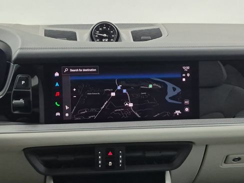 New 2026 Porsche Cayenne Coupe AWD/4WD image 14