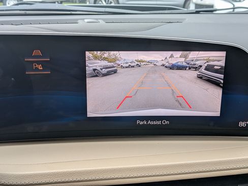 Used 2024 Cadillac XT4 Luxury w/ Cold Weather Package AWD/4WD image 20