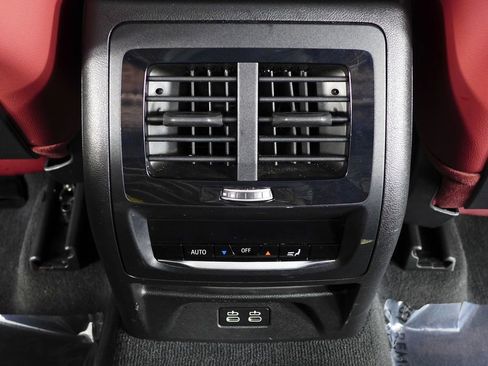 Used 2023 BMW X3 sDrive30i w/ Convenience Package image 24