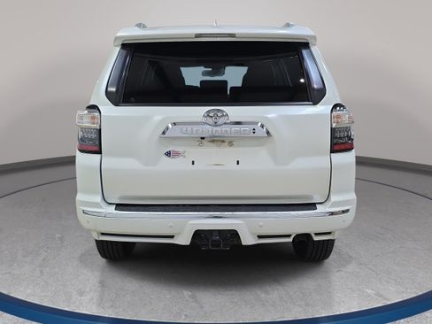 Used 2022 Toyota 4Runner Limited AWD/4WD image 7
