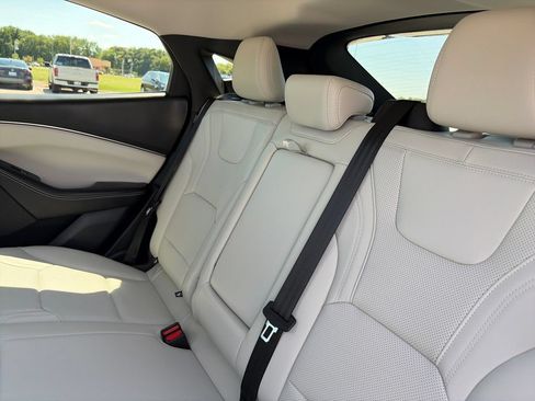 Used 2025 Ford Mustang Mach-E Premium AWD/4WD image 26