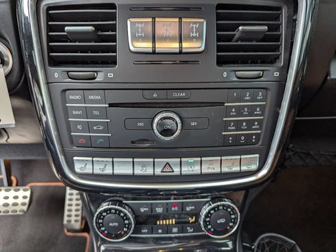 Used 2017 Mercedes-Benz G 63 AMG 4MATIC image 24
