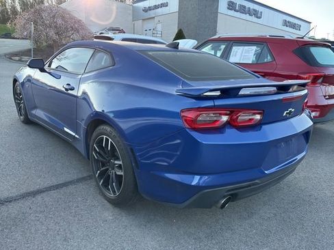 Used 2021 Chevrolet Camaro LT w/ Technology Package image 2