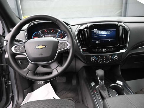 Used 2023 Chevrolet Traverse LT AWD/4WD image 15