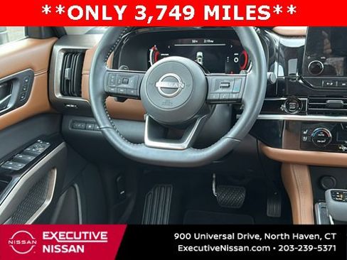 Certified 2025 Nissan Pathfinder Platinum w/ Cargo Package image 26