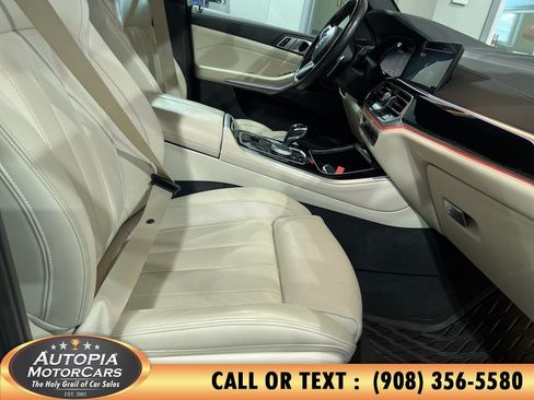 Used 2020 BMW X5 M50i AWD/4WD image 15