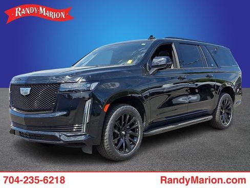 Used 2022 Cadillac Escalade ESV Sport w/ LPO, ONYX Package AWD/4WD image 1