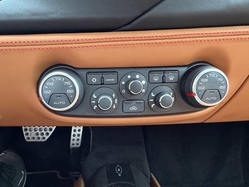 Used 2018 Ferrari 488 Spider RWD image 29