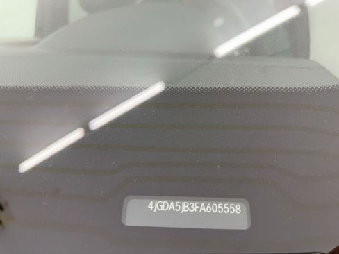 Used 2015 Mercedes-Benz ML 350 2WD image 19