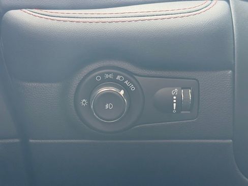 Used 2021 Dodge Durango R/T w/ Premium Interior Group image 21