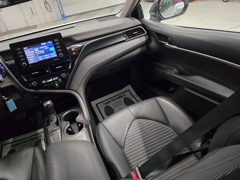 Used 2023 Toyota Camry SE FWD image 37