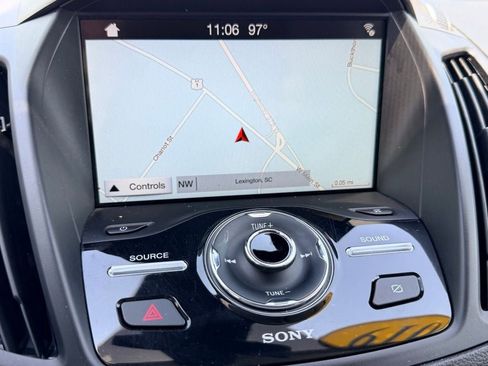 Used 2019 Ford Escape Titanium AWD/4WD image 31