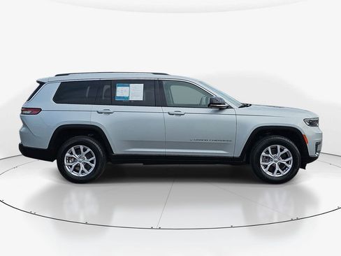 Used 2022 Jeep Grand Cherokee L Limited image 4