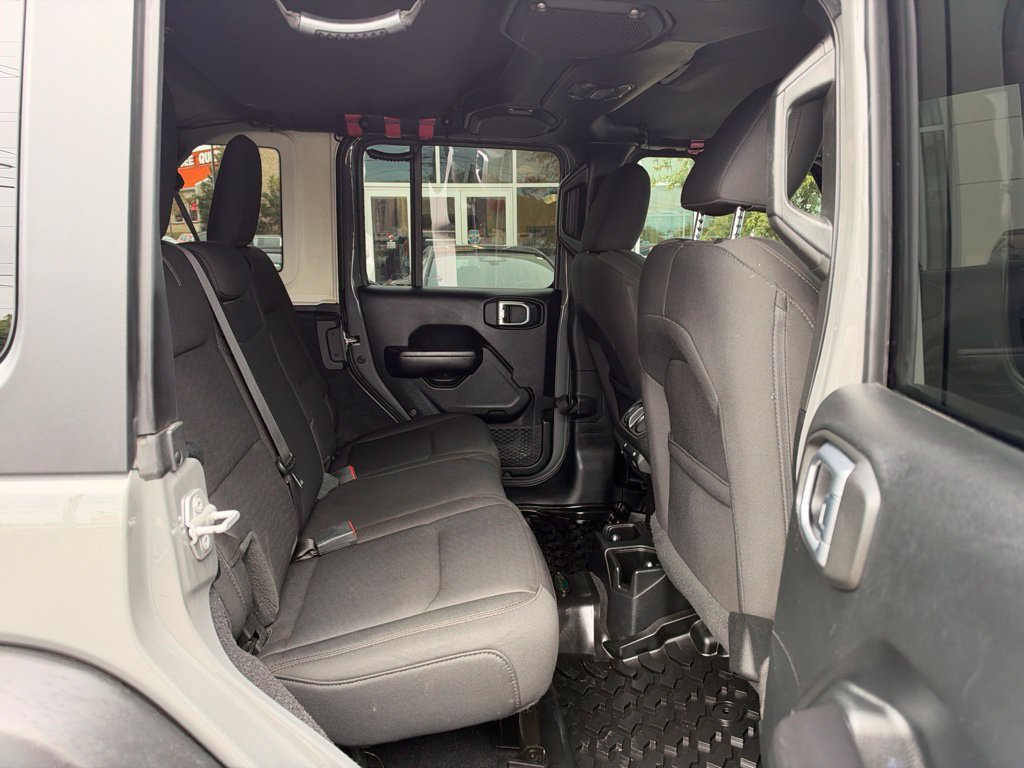 Used 2020 Jeep Wrangler Unlimited Sport S AWD/4WD image 20