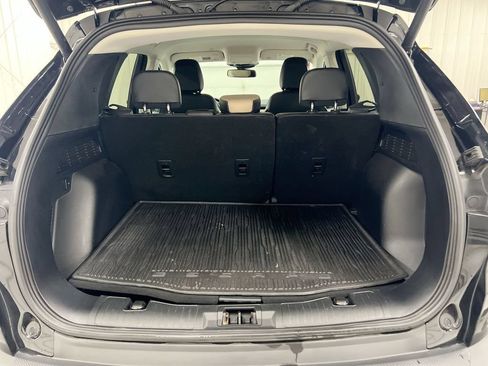 Used 2022 Ford Escape Titanium AWD/4WD image 24
