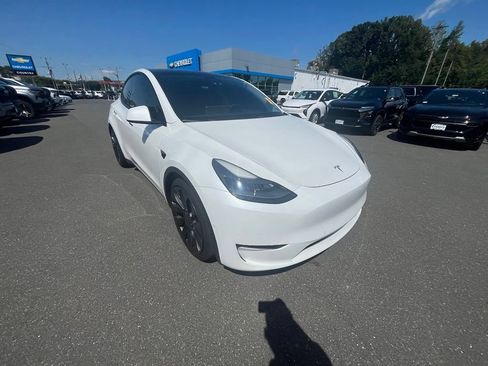 Used 2021 Tesla Model Y Performance AWD/4WD image 19