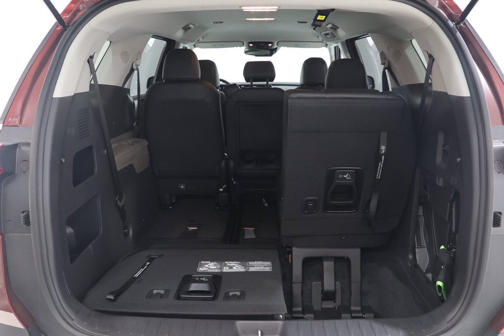 Used 2026 Kia Carnival FWD image 34