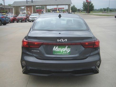 Used 2023 Kia Forte LXS FWD image 6