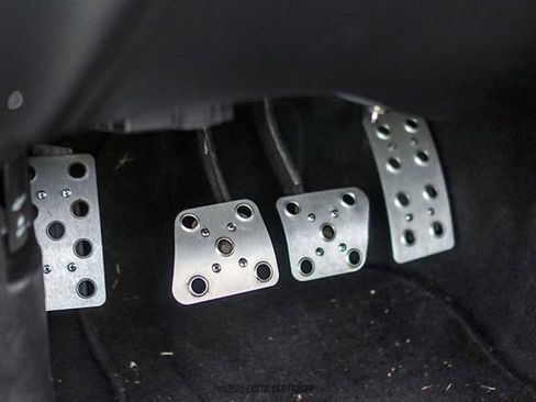Used 1998 Ford Mustang GT RWD image 28