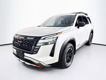New 2026 Nissan Pathfinder Rock Creek w/ Rock Creek Premium Package