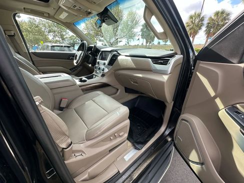 Used 2016 GMC Yukon XL SLT w/ Open Road Package image 23