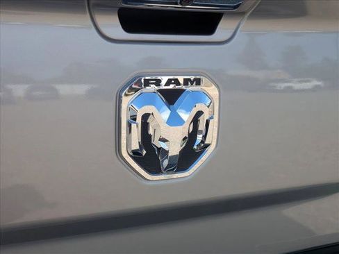 Used 2022 RAM 2500 Limited AWD/4WD image 27