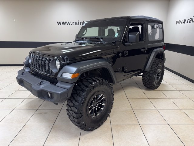 Used 2026 Jeep Wrangler Sport AWD/4WD image 3